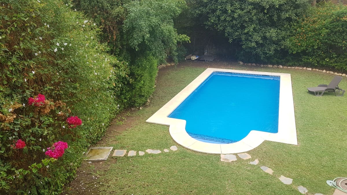 5 sypialnia Willa na sprzedaż w Elviria z basenem garażem - 3 500 000 € (Ref: 10138866)