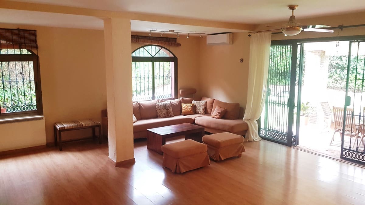 5 sypialnia Willa na sprzedaż w Elviria z basenem garażem - 3 500 000 € (Ref: 10138866)