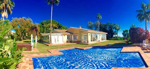6 sypialnia Willa na sprzedaż w Elviria, Marbella z basenem garażem - 2 900 000 € (Ref: 10138867)