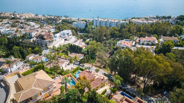 3 sypialnia Willa na sprzedaż w Torrenueva, Mijas z basenem garażem - 1 375 000 € (Ref: 10138868)