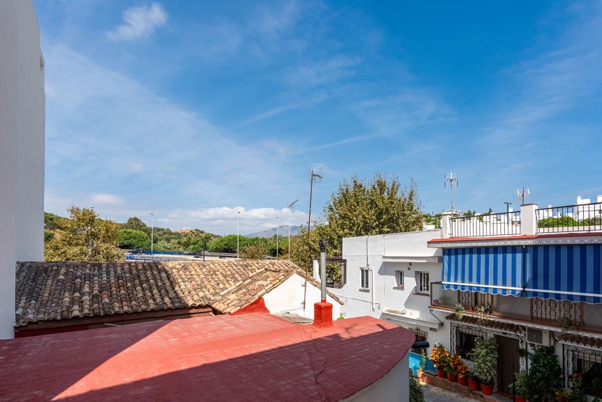 2 slaapkamer Appartement te koop in La Cala de Mijas - € 385.000 (Ref: 10140386)
