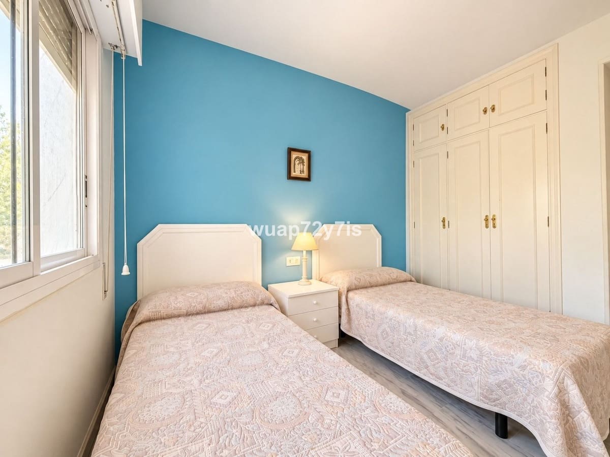Apartamento de 3 habitaciones en Costalita en venta con piscina - 425.000 € (Ref: 10140398)
