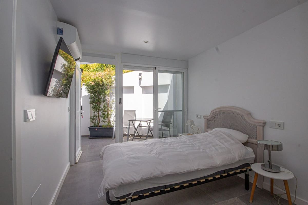 2 camera da letto Bungalow in vendita in Costabella con garage - 489.000 € (Rif: 10140402)