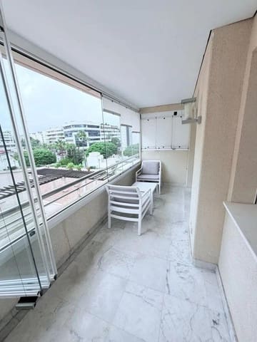 1 quarto Apartamento para venda em Puerto Banus, Marbella com piscina - 445 000 € (Ref: 10140403)