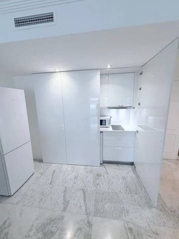 1 quarto Apartamento para venda em Puerto Banus, Marbella com piscina - 445 000 € (Ref: 10140403)