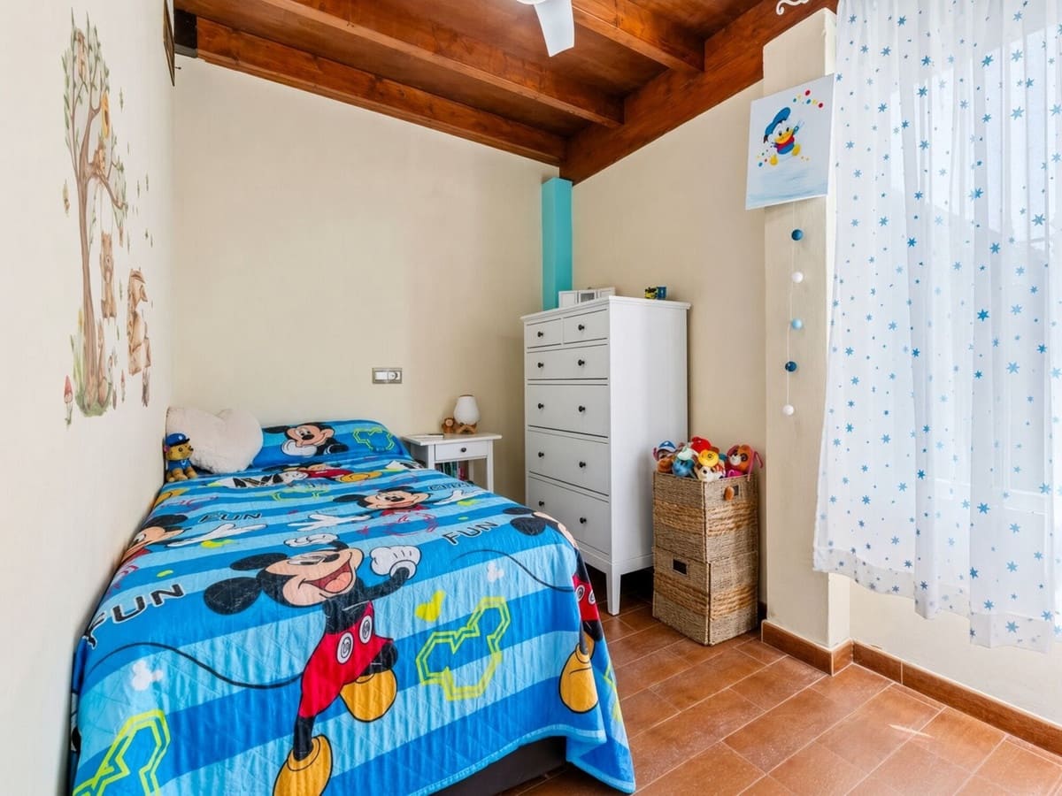 4 makuuhuone Huoneisto myytävänä paikassa Estepona mukana 
autotalli - 625 000 € (Ref: 10140412)