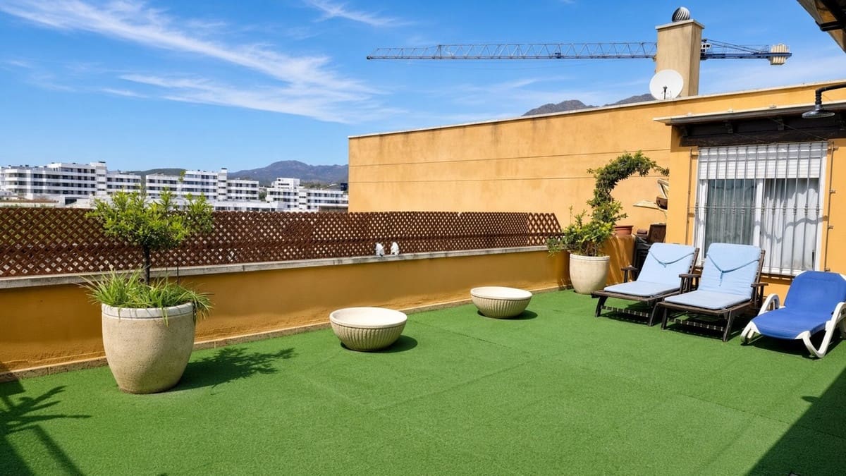 4 makuuhuone Huoneisto myytävänä paikassa Estepona mukana 
autotalli - 625 000 € (Ref: 10140412)
