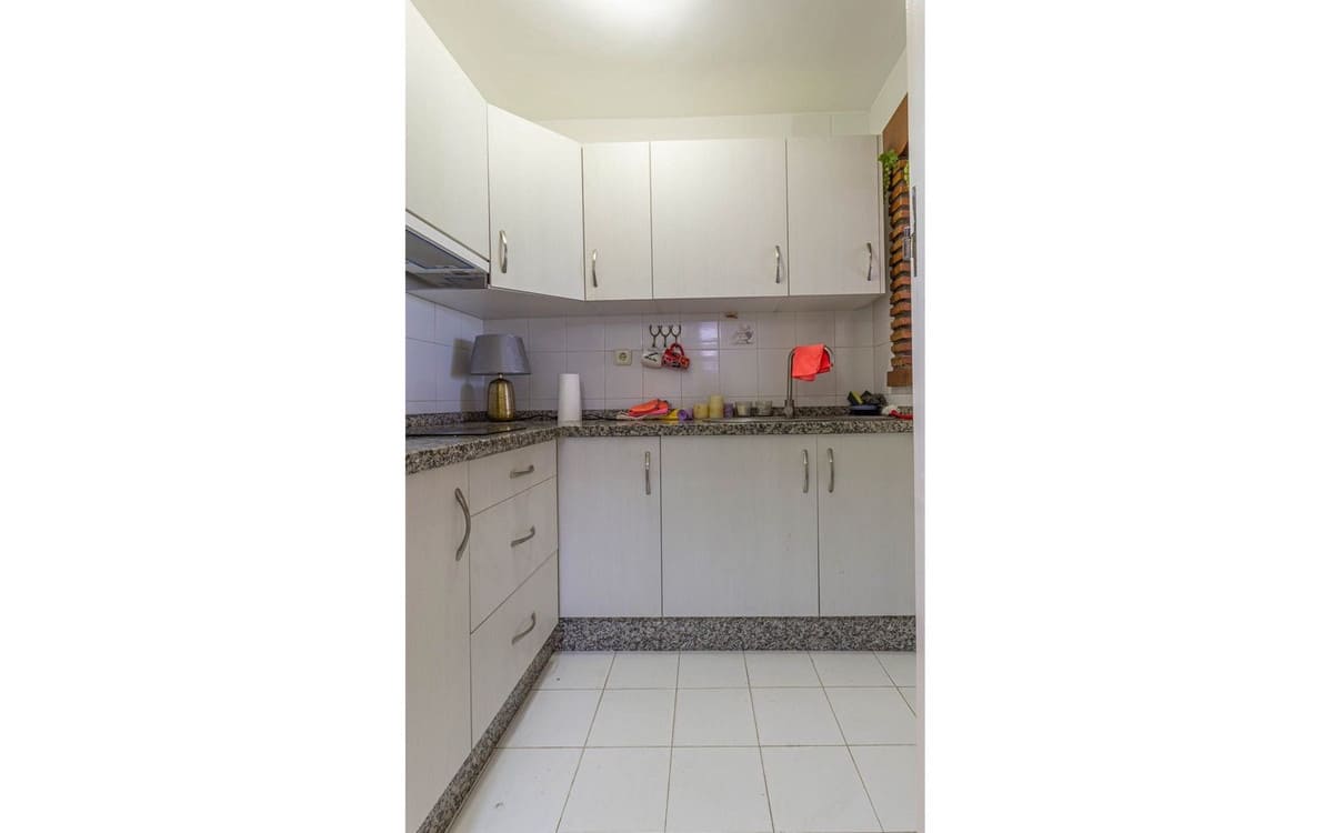 2 sypialnia Apartament na sprzedaż w Calahonda z basenem garażem - 265 000 € (Ref: 10141610)