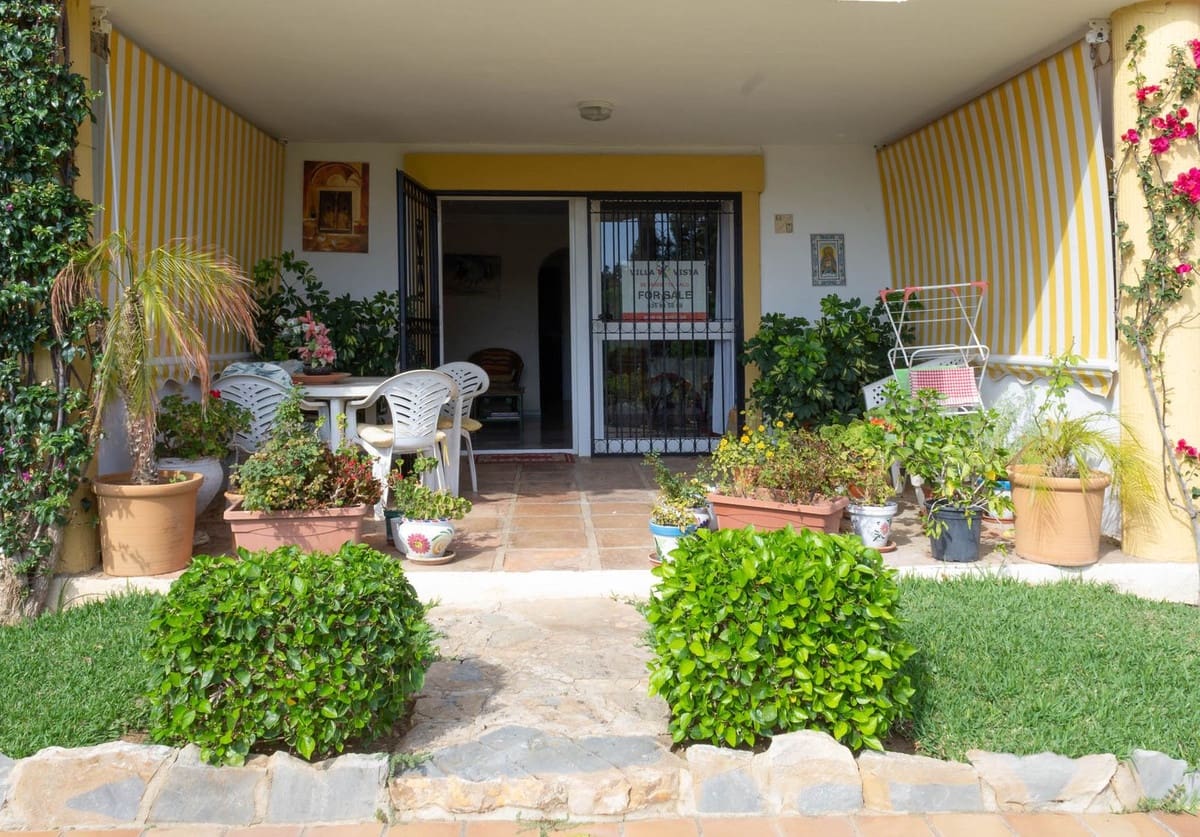 2 slaapkamer Appartement te koop in Calahonda met zwembad garage - € 265.000 (Ref: 10141610)
