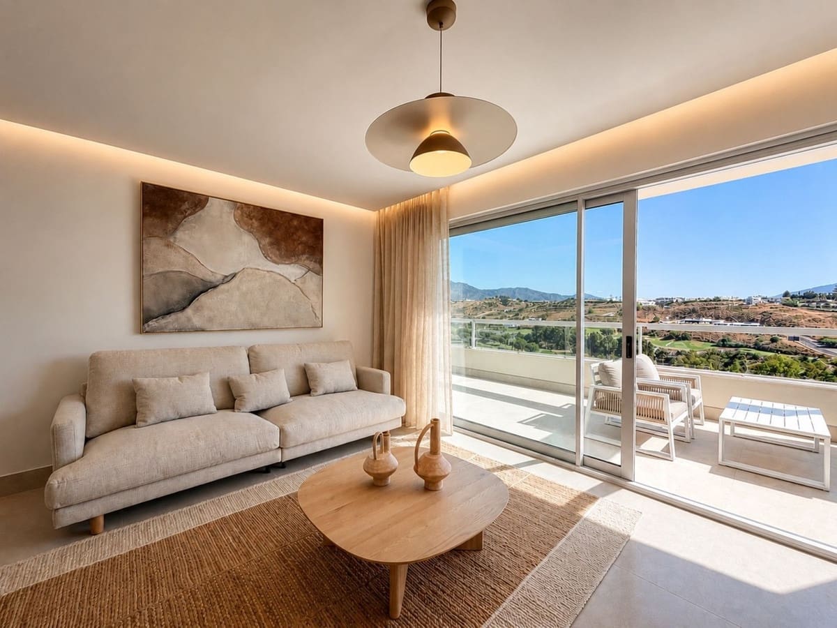 3 sypialnia Dom na sprzedaż w La Cala Golf z basenem garażem - 895 000 € (Ref: 10141611)