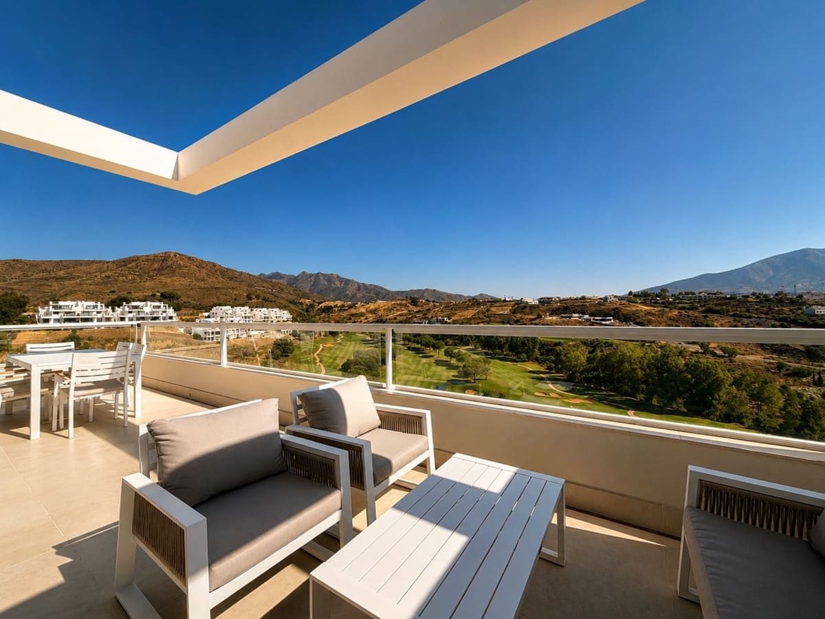 3 sypialnia Dom na sprzedaż w La Cala Golf z basenem garażem - 895 000 € (Ref: 10141611)