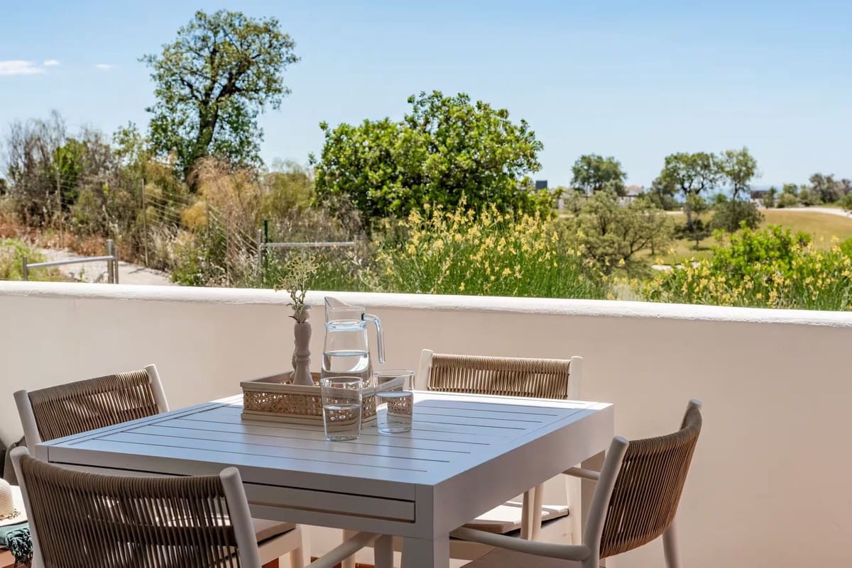 2 quarto Apartamento para venda em Estepona com piscina garagem - 285 000 € (Ref: 10147466)