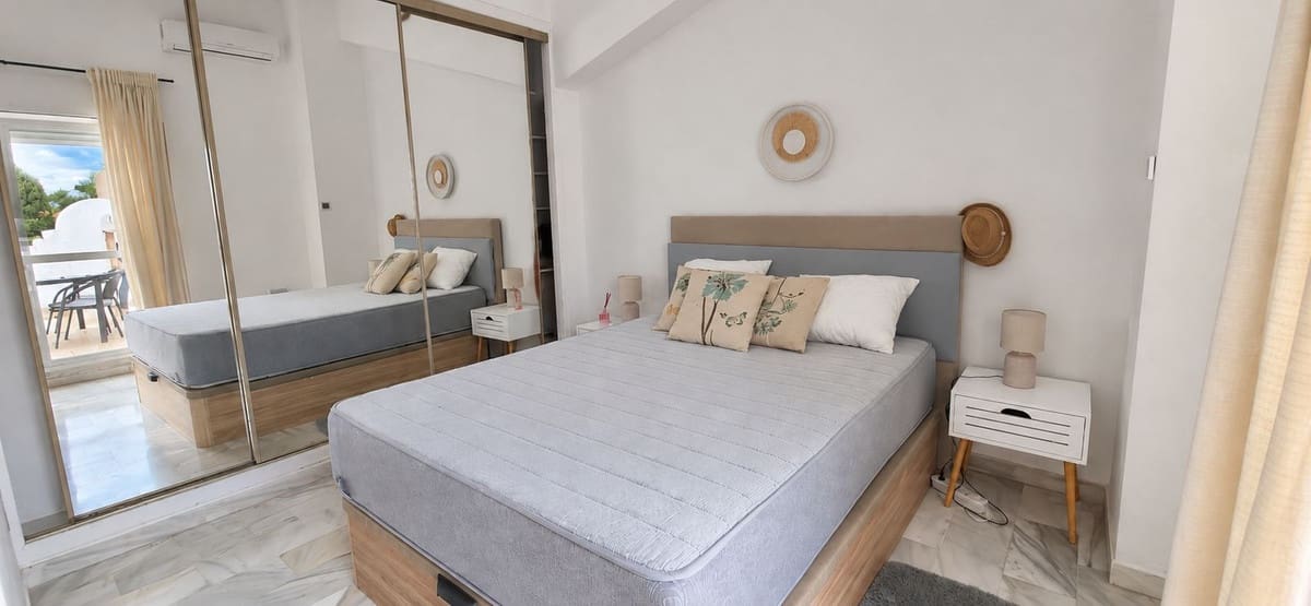 2 makuuhuone Omakotitalo myytävänä paikassa La Reserva mukana uima-altaan - 319 000 € (Ref: 10147469)