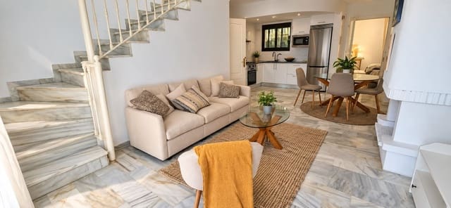 2 sovrum Hus till salu i La Reserva, Marbella med pool - 319 000 € (Ref: 10147469)