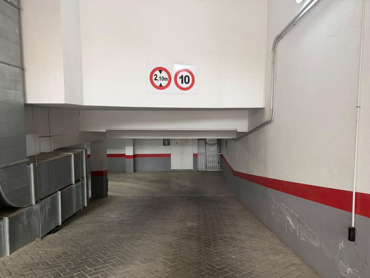 2 soveværelse Lejlighed til salg i Fuengirola med garage - € 319.000 (Ref: 10147470)