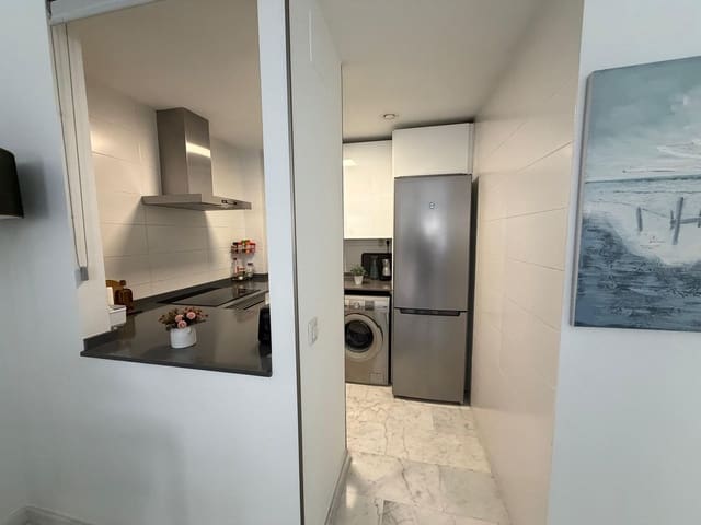 2 soveværelse Lejlighed til salg i Los Boliches , Fuengirola med garage - € 319.000 (Ref: 10147470)