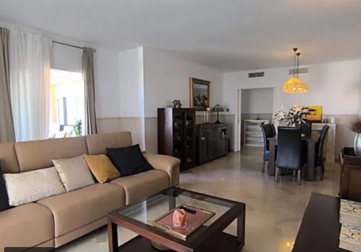 2 sypialnia Apartament na sprzedaż w Calahonda z basenem garażem - 330 000 € (Ref: 10147471)