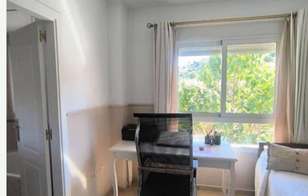2 sypialnia Apartament na sprzedaż w Calahonda z basenem garażem - 330 000 € (Ref: 10147471)