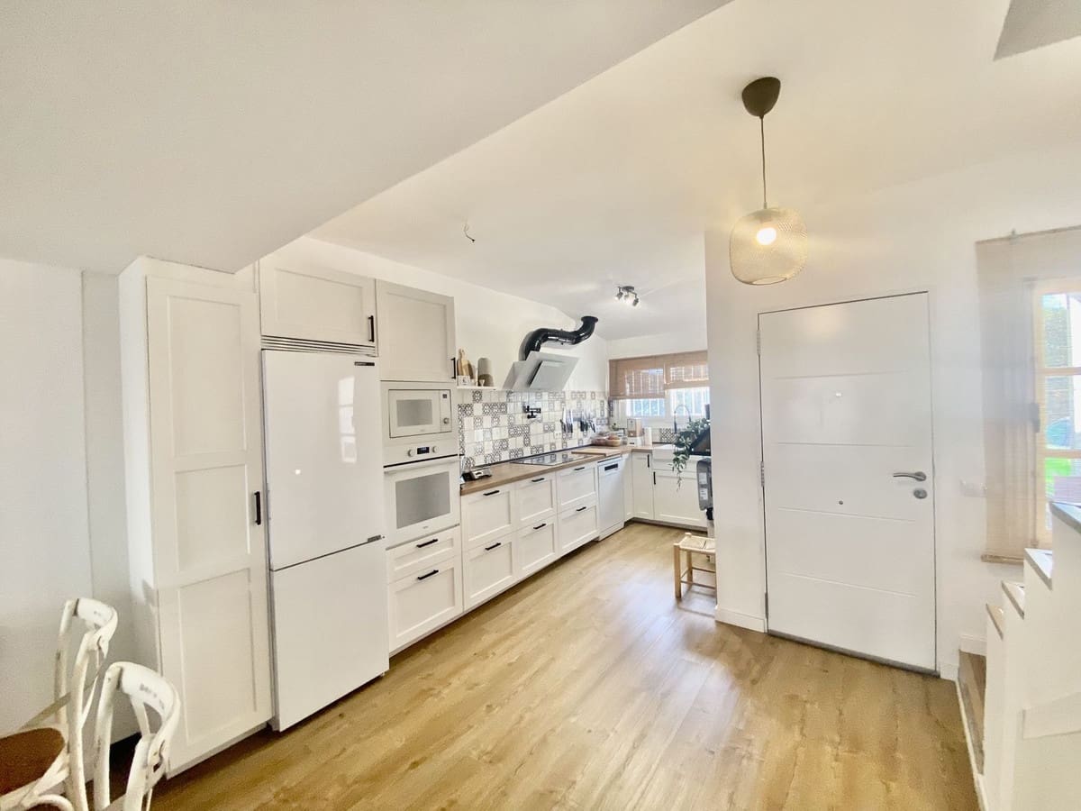 3 Zimmer Haus zu verkaufen in Mijas Golf mit Pool - 394.000 € (Ref: 10148239)