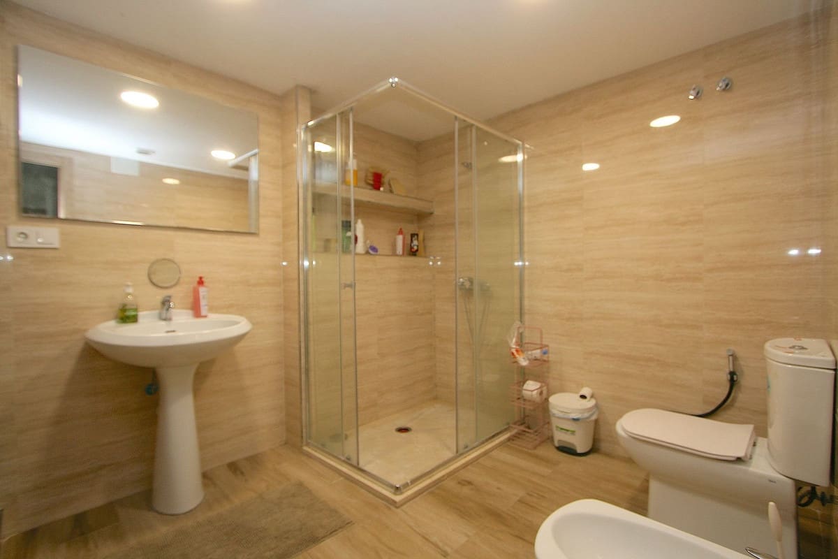 8 bedroom Villa for sale in Benalmadena with pool garage - € 1,790,000 (Ref: 10153692)