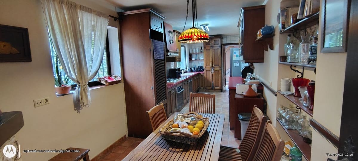 3 soveværelse Villa til salg i Rio Real med swimmingpool garage - € 1.600.000 (Ref: 10154141)