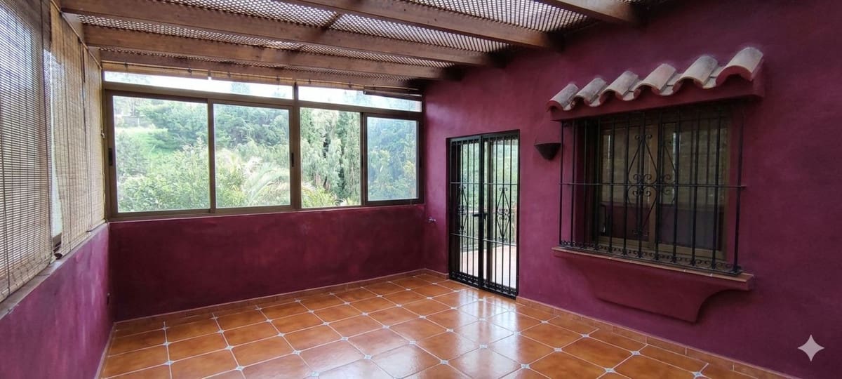3 soveværelse Villa til salg i Rio Real med swimmingpool garage - € 1.600.000 (Ref: 10154141)