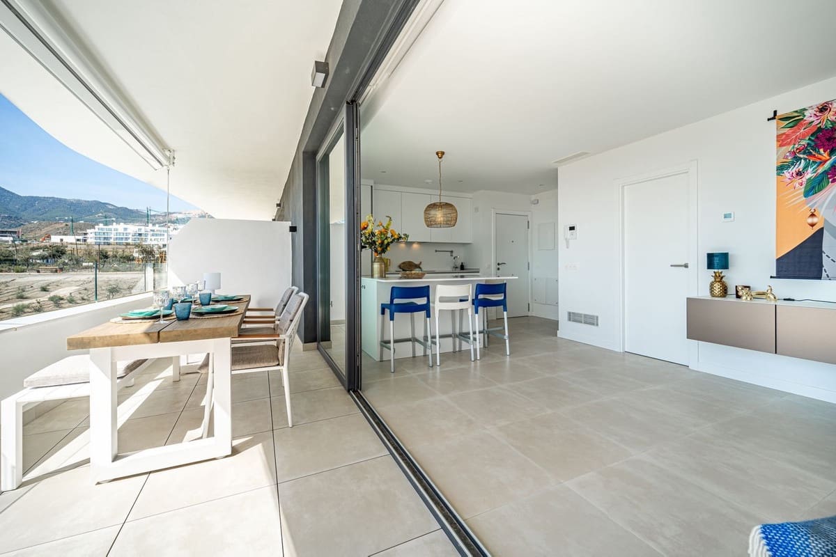 2 soverom Leilighet til salgs i Fuengirola med svømmebasseng garasje - € 425 000 (Ref: 10156835)