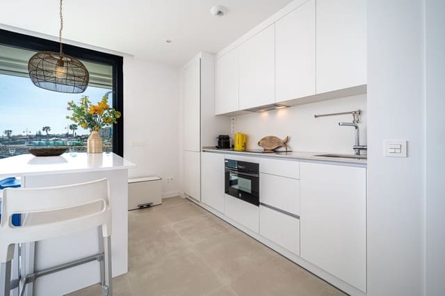 2 soverom Leilighet til salgs i Fuengirola med svømmebasseng garasje - € 425 000 (Ref: 10156835)