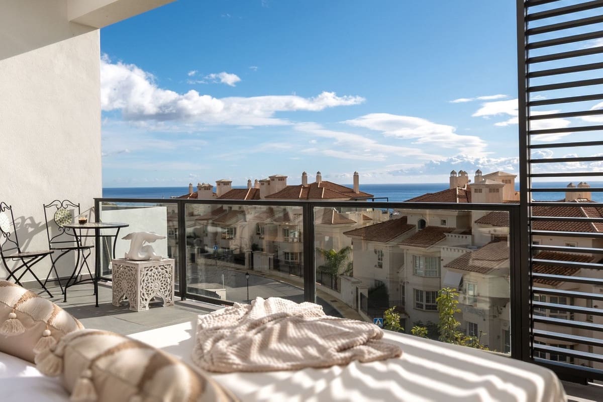 3 sypialnia Dom blizniak na sprzedaż w Riviera del Sol z basenem garażem - 795 000 € (Ref: 10156837)