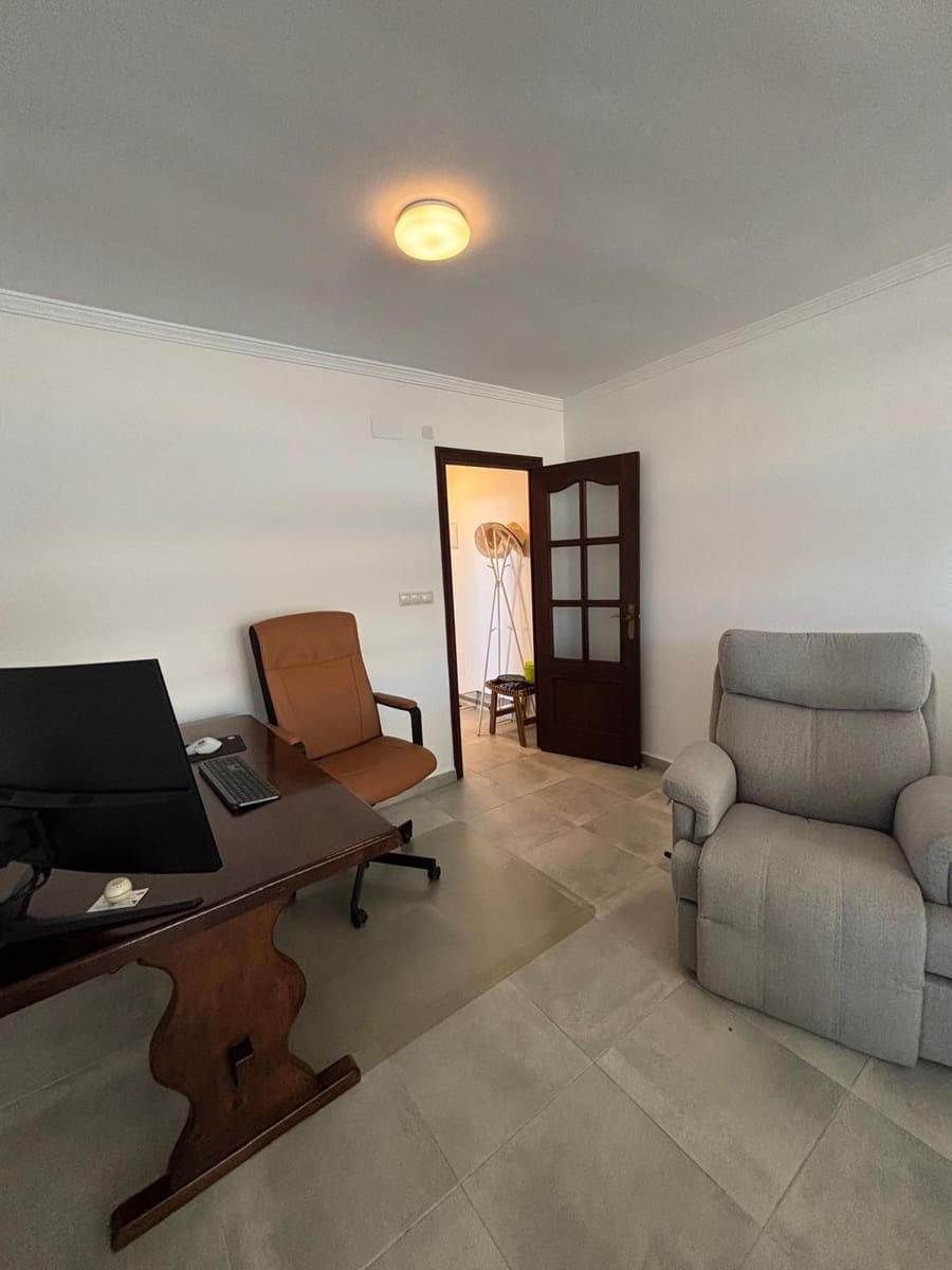 3 sovrum Lägenhet till salu i Fuengirola - 399 000 € (Ref: 10160836)