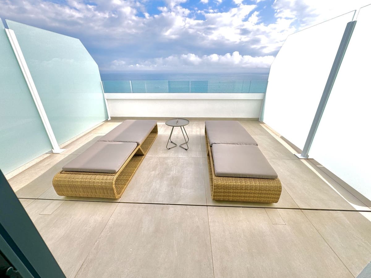 2 sypialnia Apartament na sprzedaż w Benalmadena Costa z basenem garażem - 989 950 € (Ref: 10160839)