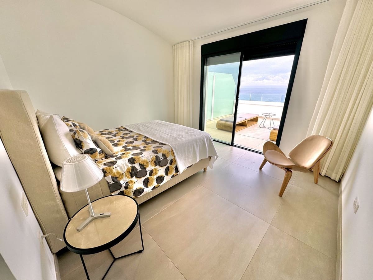 2 sypialnia Apartament na sprzedaż w Benalmadena Costa z basenem garażem - 989 950 € (Ref: 10160839)