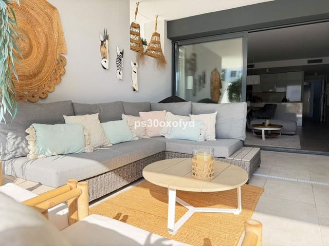 Apartamento de 2 habitaciones en La Duquesa / Puerto de la Duquesa, Manilva en venta con piscina - 469.000 € (Ref: 10160840)
