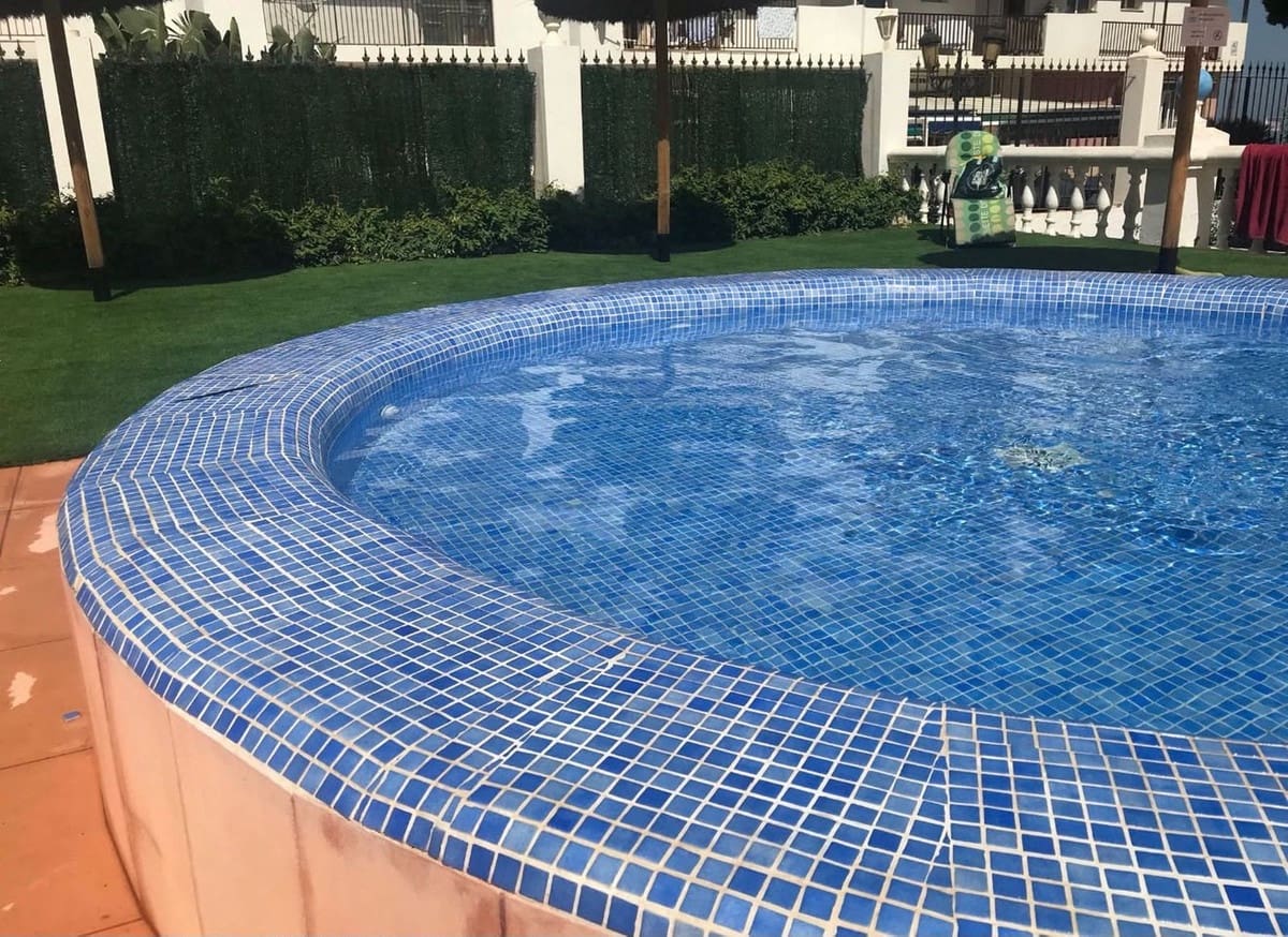 1 soverom Leilighet til salgs i San Luis de Sabinillas med svømmebasseng - € 235 000 (Ref: 10160842)