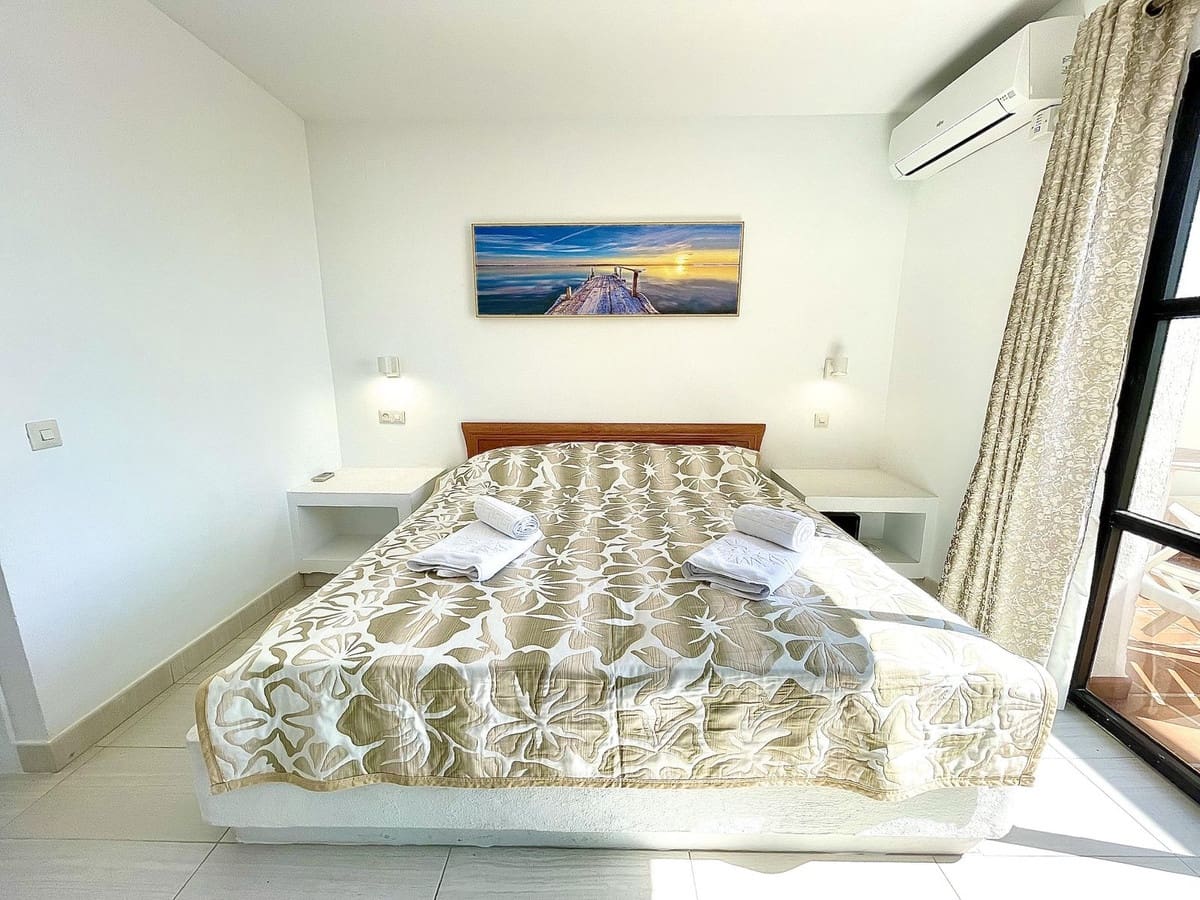 Apartamento de 1 habitación en Calahonda en venta con piscina garaje - 380.000 € (Ref: 10160843)