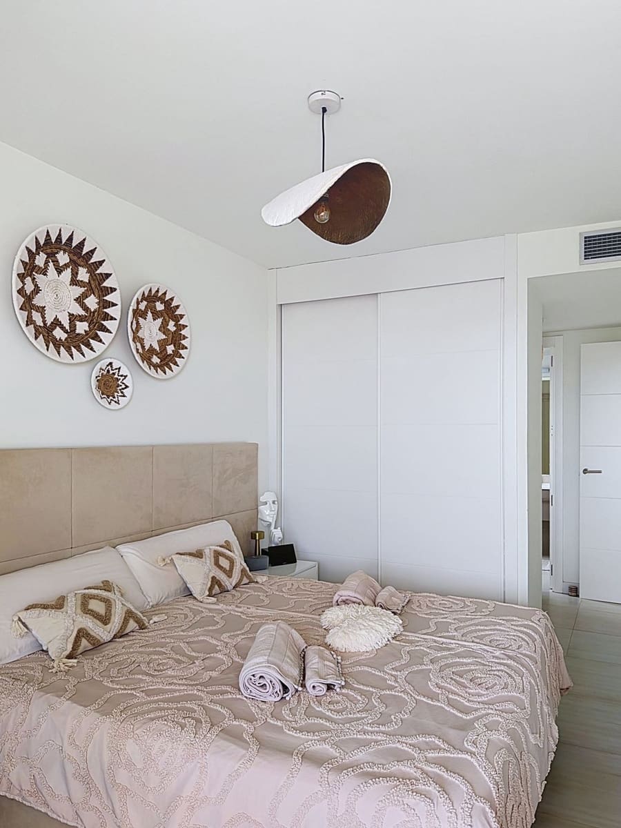 3 soverom Leilighet til salgs i Estepona med svømmebasseng garasje - € 495 000 (Ref: 10160844)