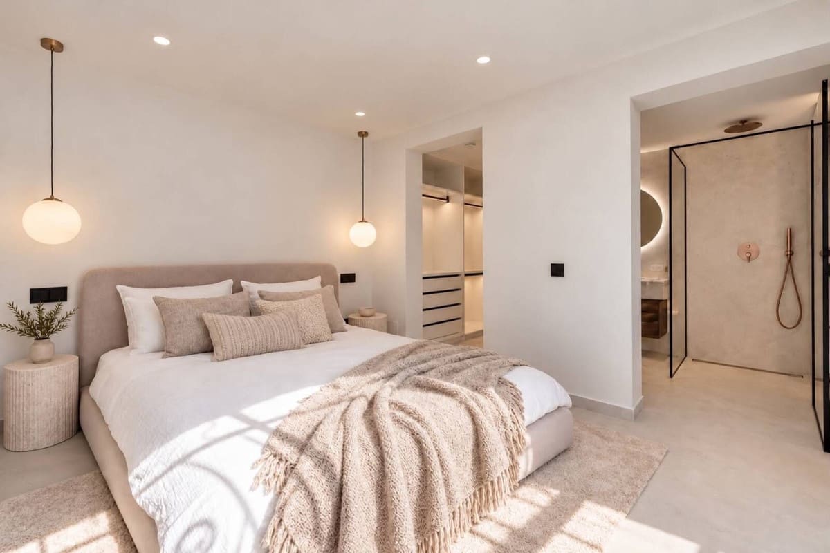 3 soverom Leilighet til salgs i El Paraiso med svømmebasseng garasje - € 750 000 (Ref: 10160845)