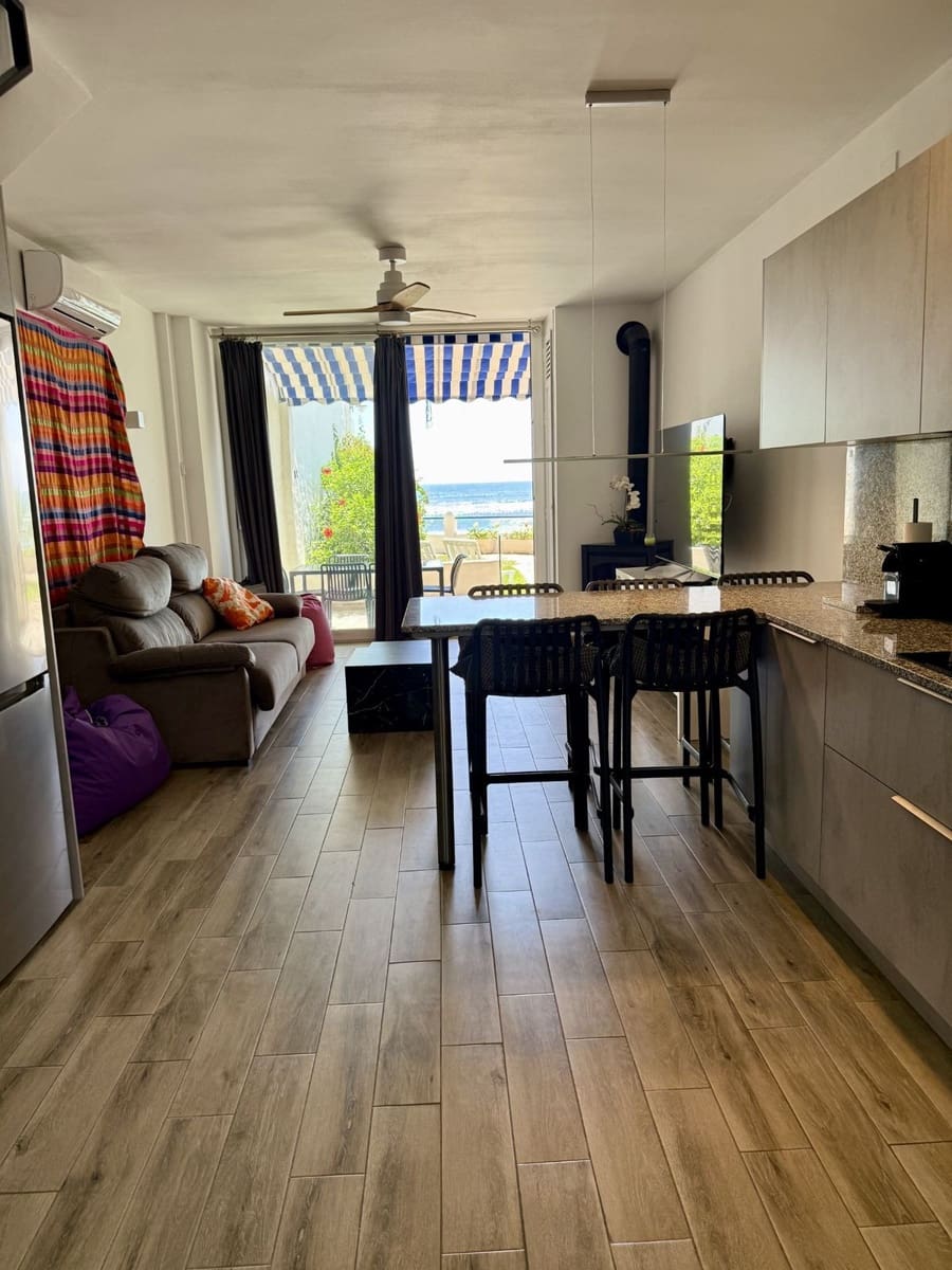 2 bedroom Townhouse for sale in Calahonda with pool - € 479,000 (Ref: 10160846)
