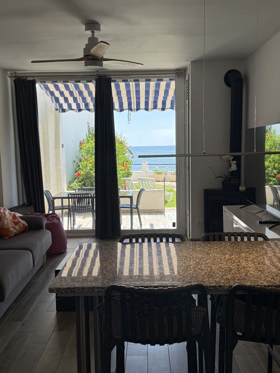 2 bedroom Townhouse for sale in Calahonda with pool - € 479,000 (Ref: 10160846)