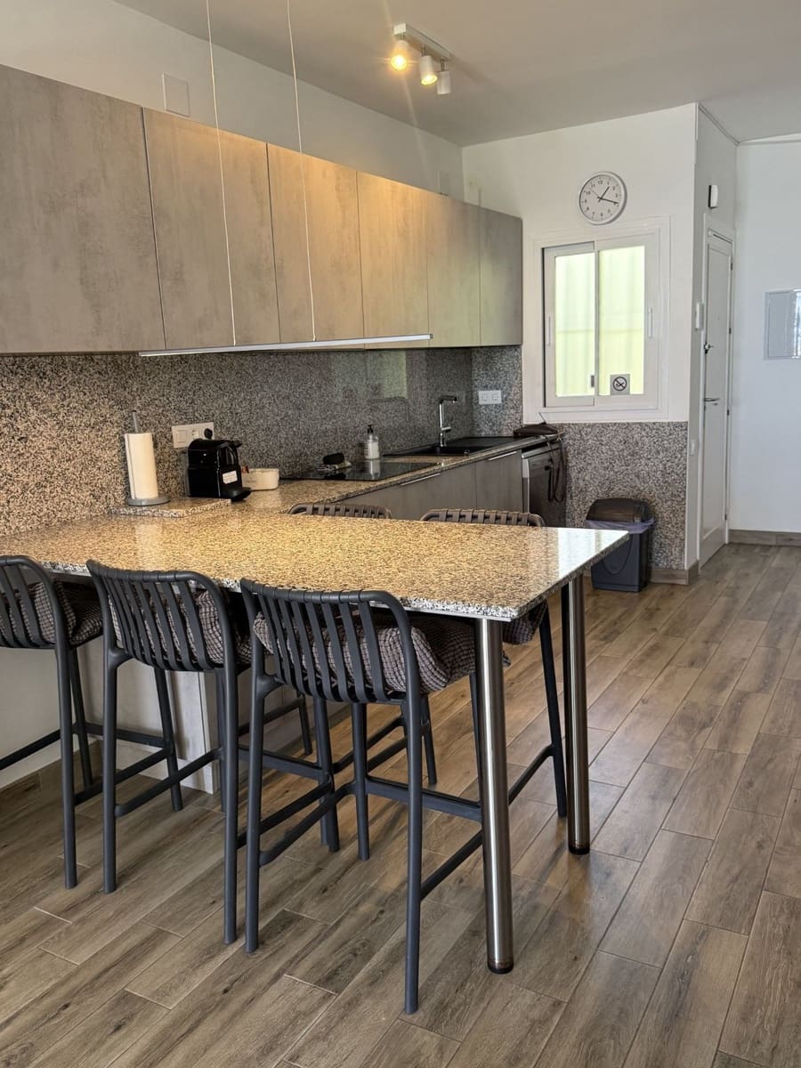 2 bedroom Townhouse for sale in Calahonda with pool - € 479,000 (Ref: 10160846)