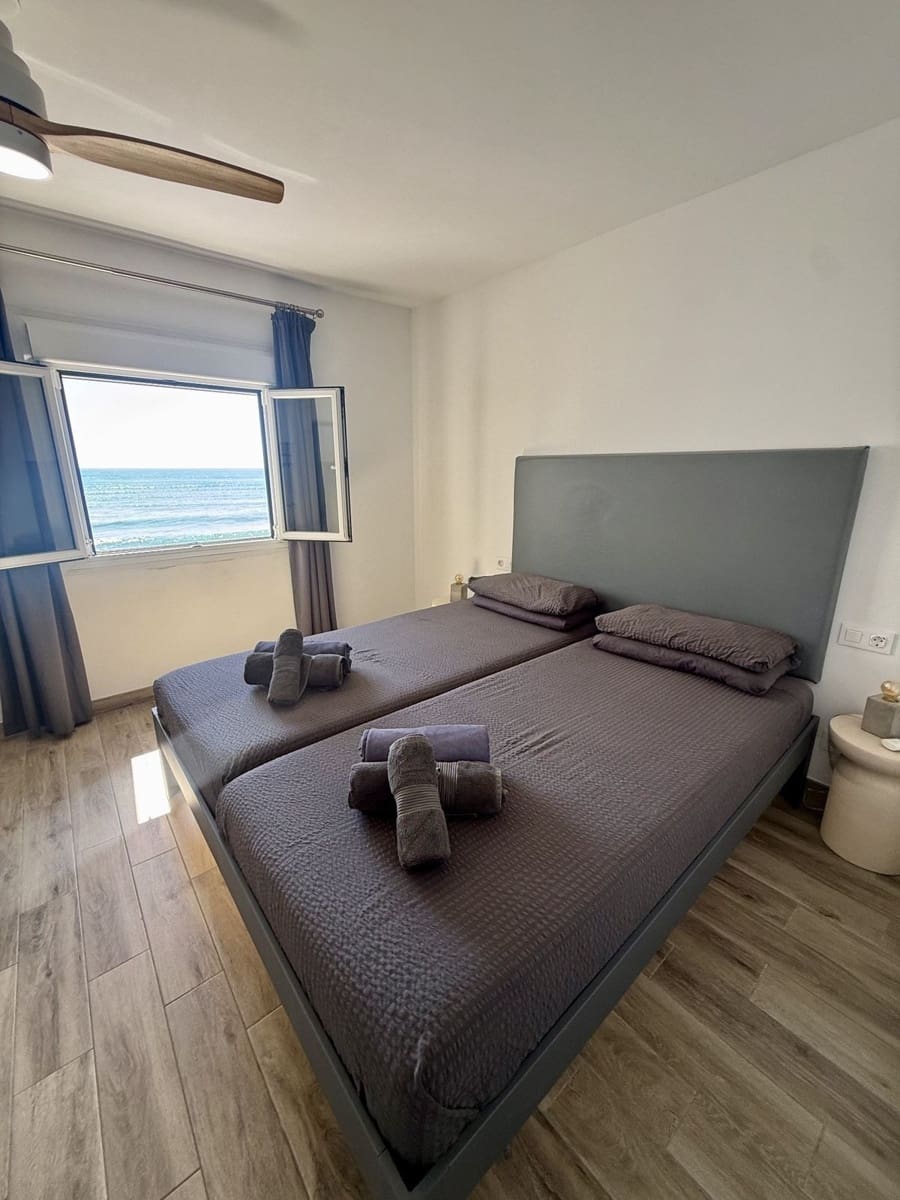 2 bedroom Townhouse for sale in Calahonda with pool - € 479,000 (Ref: 10160846)