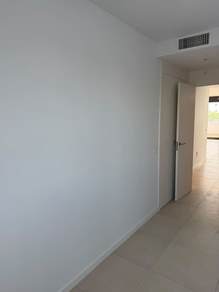 2 soverom Leilighet til salgs i Torremolinos med svømmebasseng garasje - € 880 000 (Ref: 10160848)