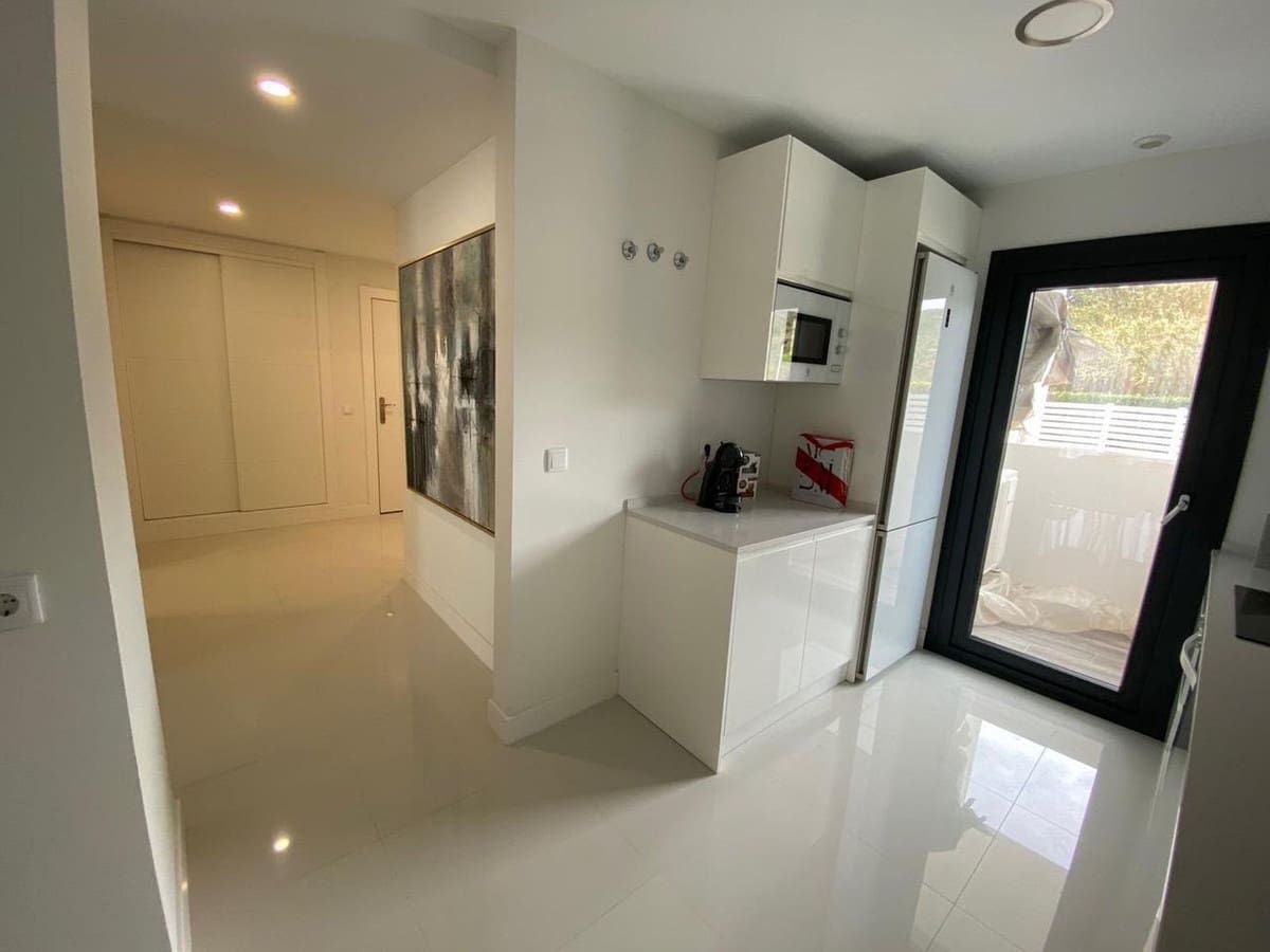 2 soveværelse Lejlighed til salg i Punta de la Chullera med swimmingpool garage - € 395.000 (Ref: 10163854)