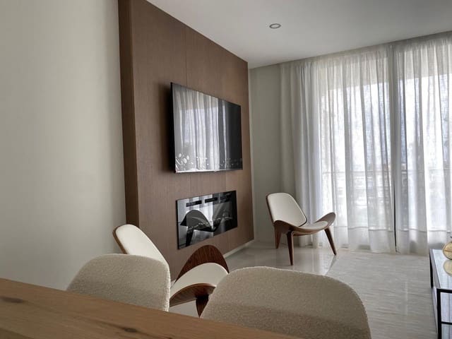 2 soveværelse Lejlighed til salg i Punta de la Chullera, Manilva - € 395.000 (Ref: 10163854)