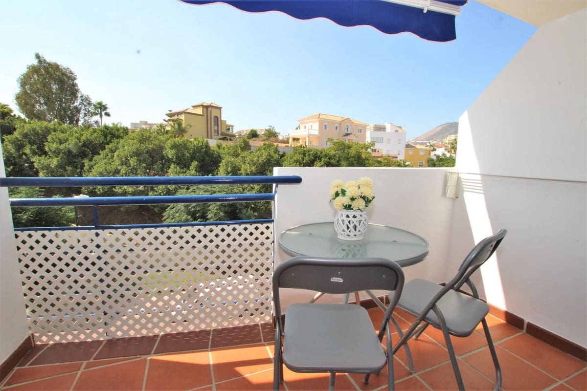 1 soverom Leilighet til salgs i Benalmadena med svømmebasseng garasje - € 255 000 (Ref: 10163855)