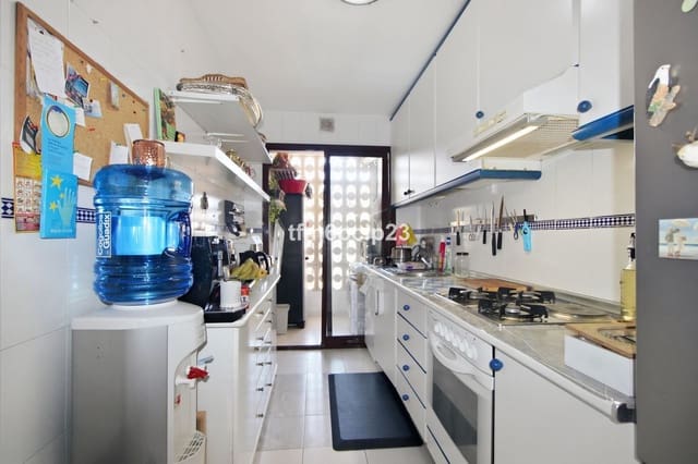 Apartamento de 3 habitaciones en San Luis de Sabinillas, Manilva en venta con piscina garaje - 290.000 € (Ref: 10163856)