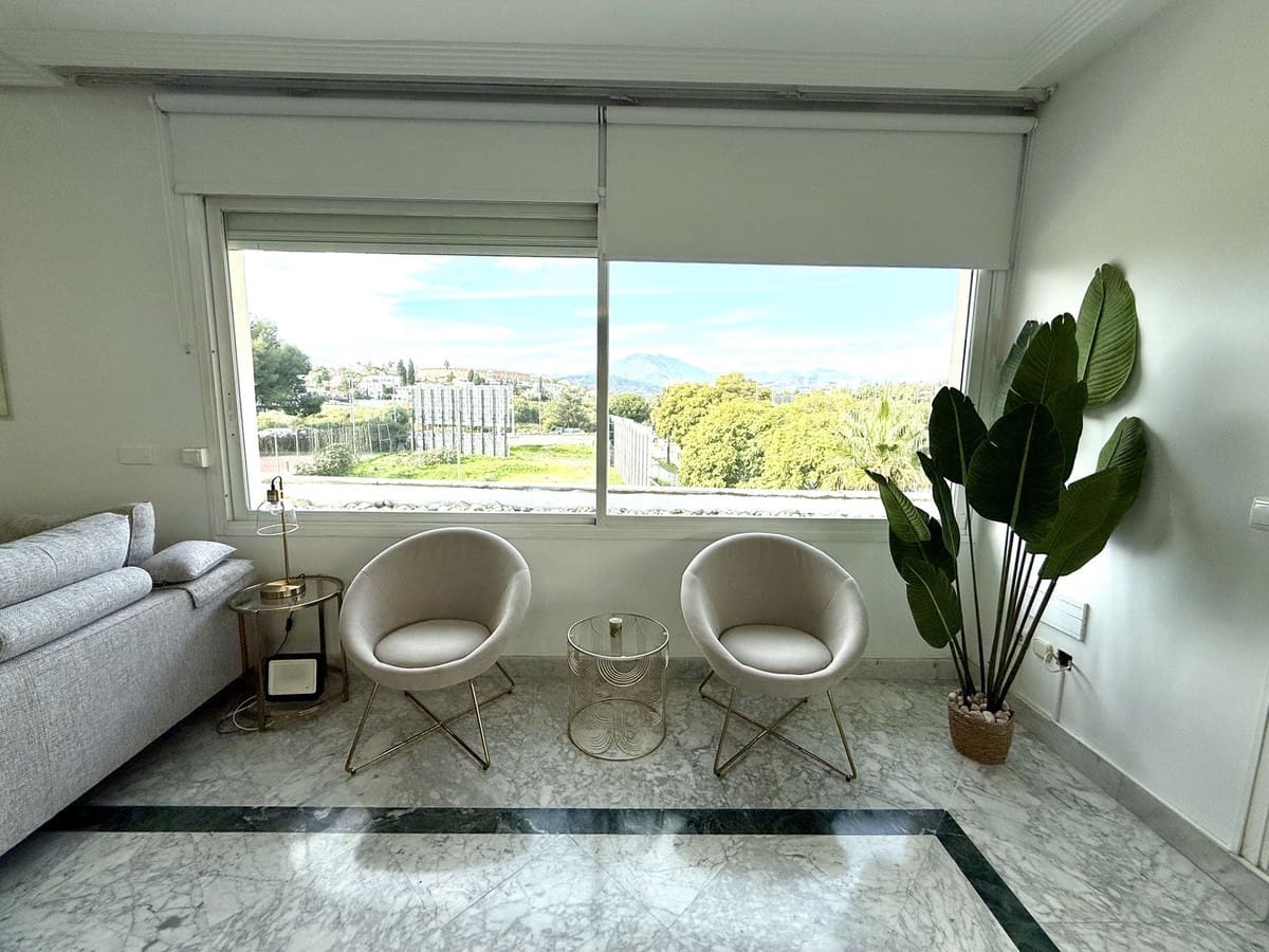 3 soveværelse Lejlighed til salg i Puerto Banus med swimmingpool garage - € 1.350.000 (Ref: 10163860)