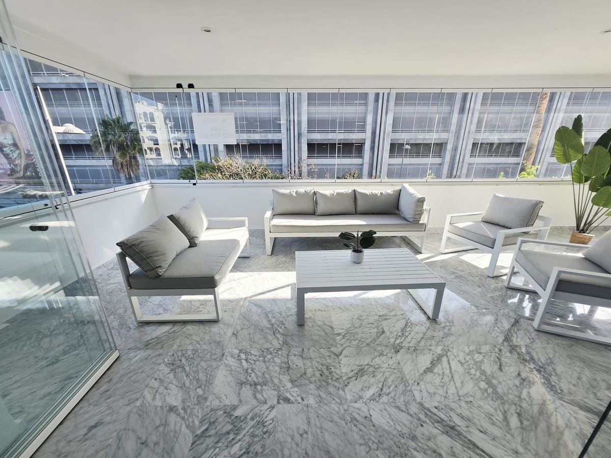 3 soveværelse Lejlighed til salg i Puerto Banus med swimmingpool garage - € 1.350.000 (Ref: 10163860)