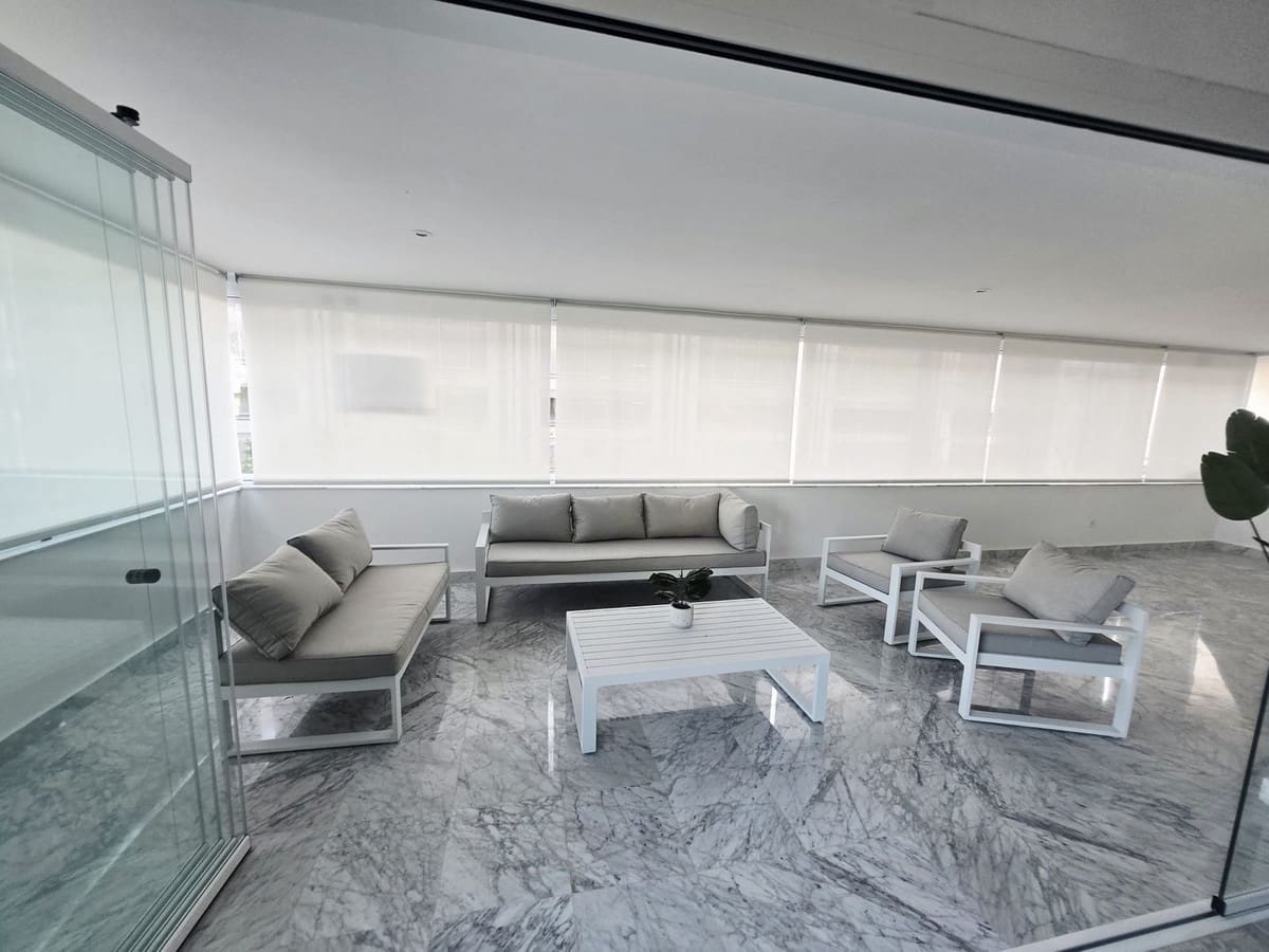 3 soveværelse Lejlighed til salg i Puerto Banus med swimmingpool garage - € 1.350.000 (Ref: 10163860)