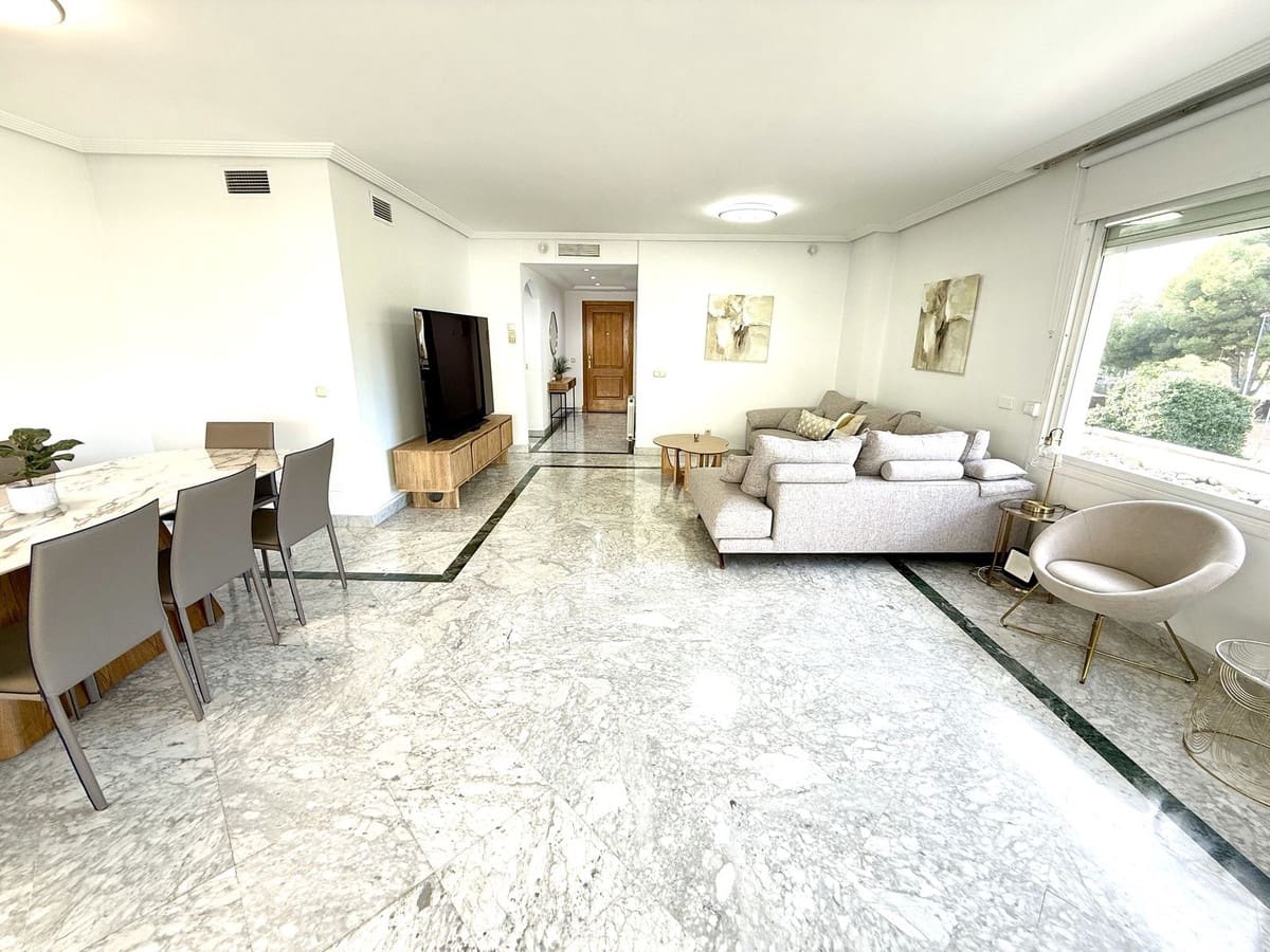 3 soveværelse Lejlighed til salg i Puerto Banus med swimmingpool garage - € 1.350.000 (Ref: 10163860)